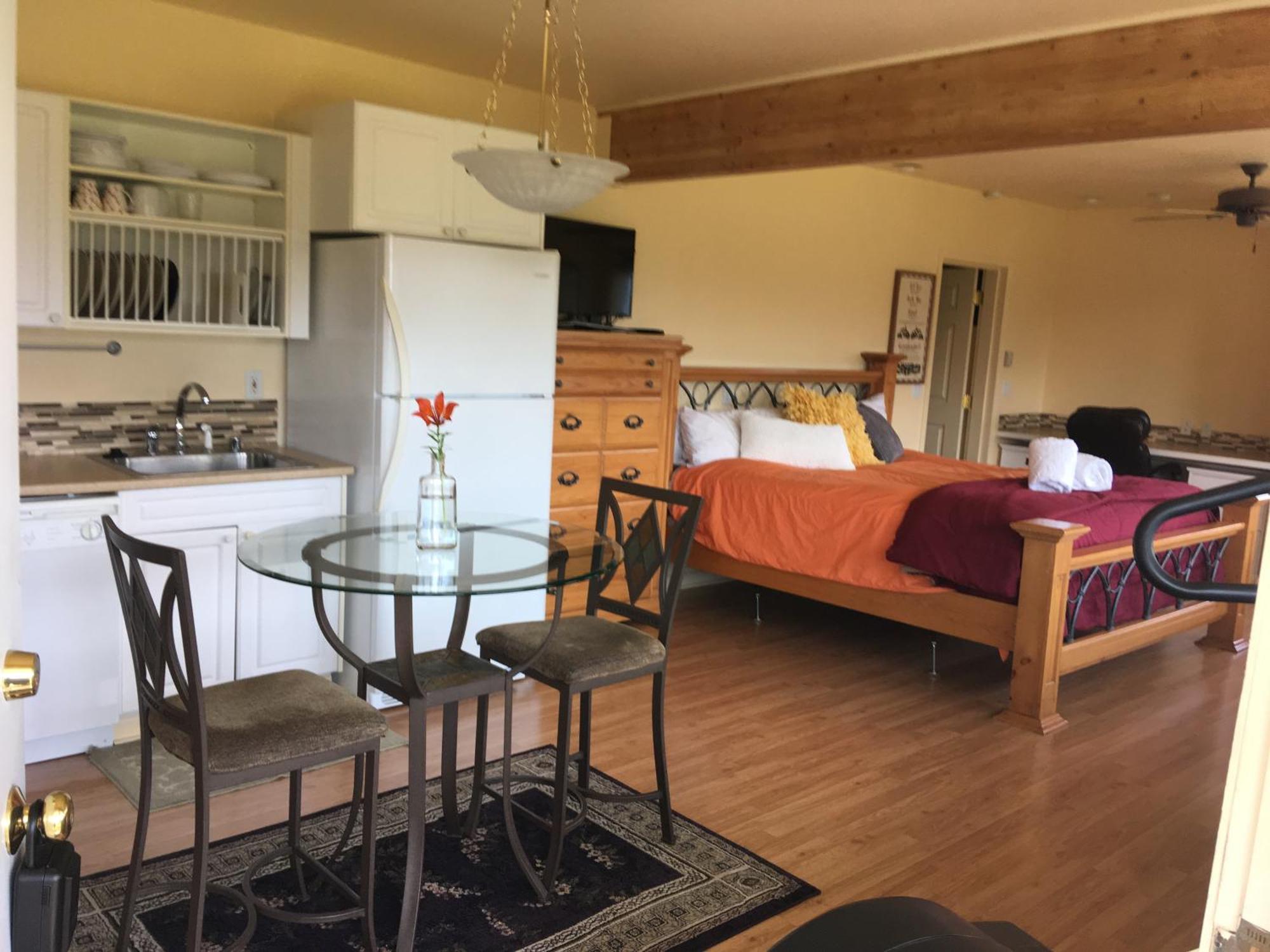 Kelli Creek Cottage - Reduced Price On Tours Джуно Экстерьер фото